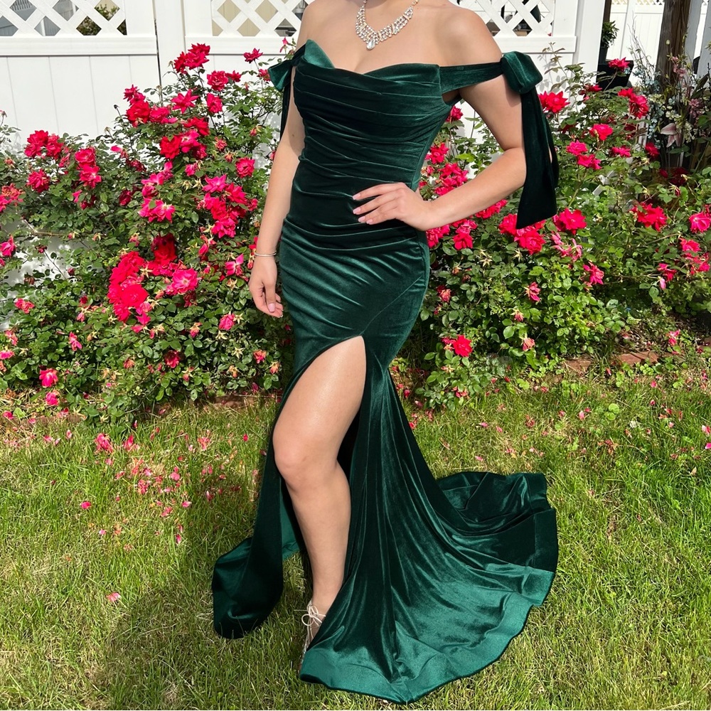 Used only 1 time for a pageant